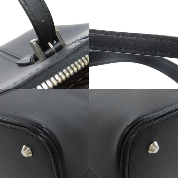 BURBERRY Leather Handbag Black Gold-tone Zipper Shoulder Bag - Picture 9 of 11